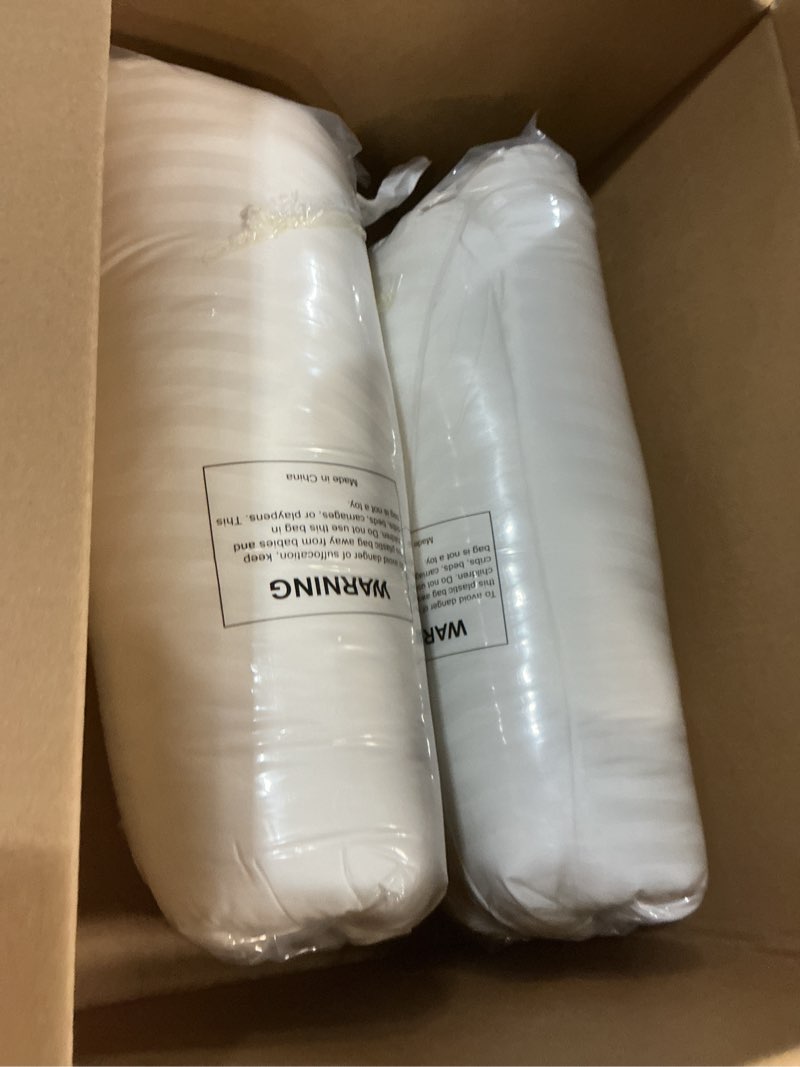 Condition photo showing Good Condition for Beckham Hotel Collection Bed Pillows Standard/Queen Size Set of 2 - Original Soft Down Alternative Pillow for Sleeping - Soft Support for Back, Stomach or Side Sleepers Queen / Standard White