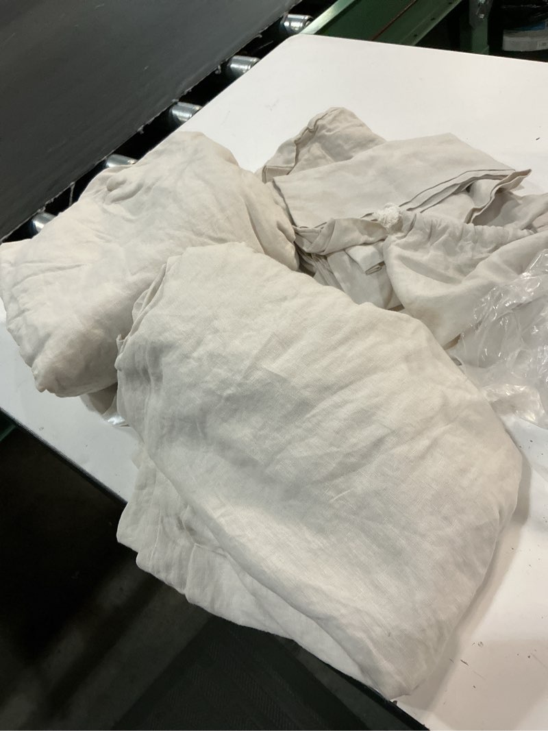 Condition photo showing Good Condition for quince european linen sheet set, full, sand