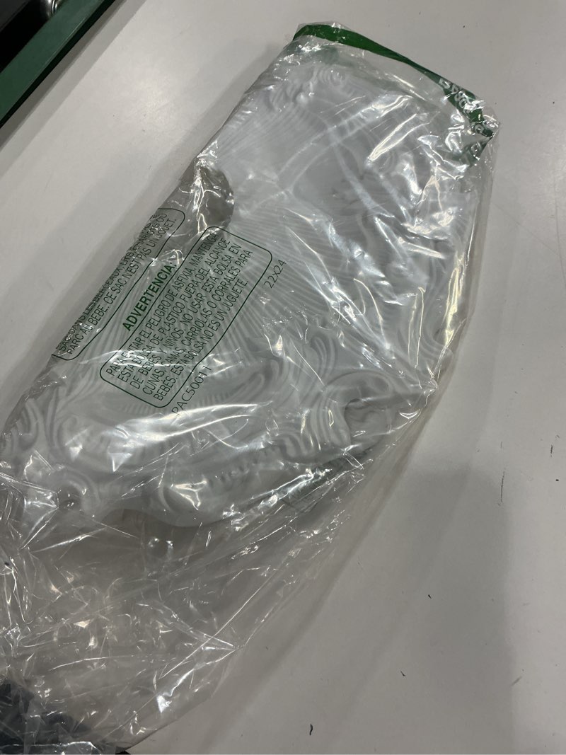 Condition photo showing Good Condition for Ekena Millwork CM16PL2-03500 Plymouth Ceiling Medallion, 16 3/4"OD x 3 1/2"ID x 1 3/8"P, Factory Primed Split