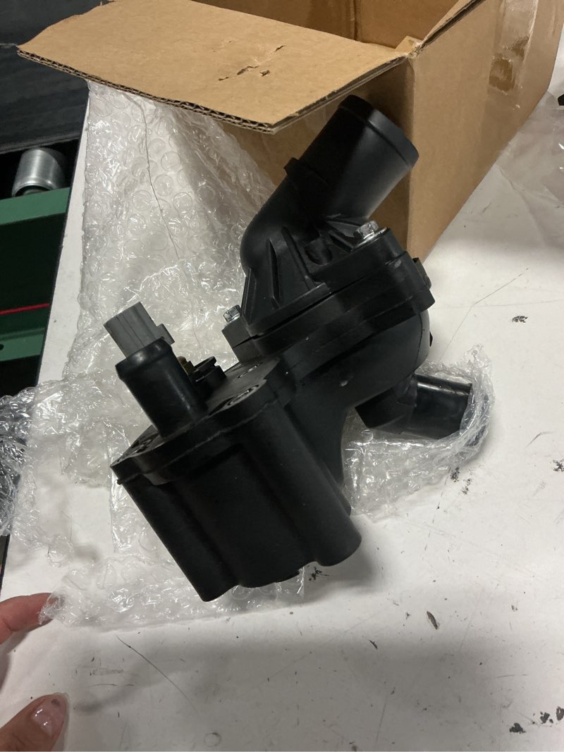 Condition photo showing Good Condition for coolant thermostat housing for ford explorer ranger mazda 4.0l 4l5e-8594-aa | for 2001-2005 explorer,2001-2011 ranger, 2001-2008 b4000,2001 mercury mountaineer,with 2 sensors, 4l5e-8a586-bb 4l5e-8a586-ab
