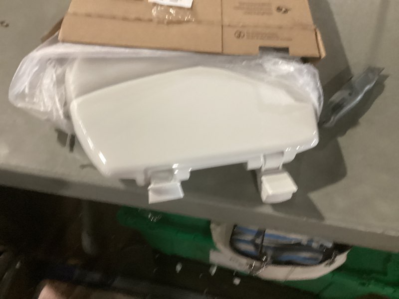 Condition photo showing Good Condition for bemis 7300slec slow close toilet seat, easy clean hinges and durable plastic seat, made in usa, elongated, white