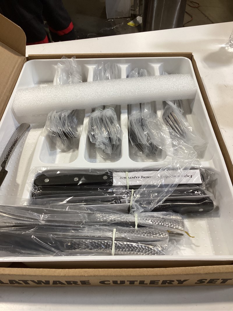 Condition photo showing Good Condition for 49-piece hammered silverware set with organizer, food-grade stainless steel flatware for 8, cutlery utensil sets with steak knives, rust-proof, mirror polished, dishwasher safe, wave hammered