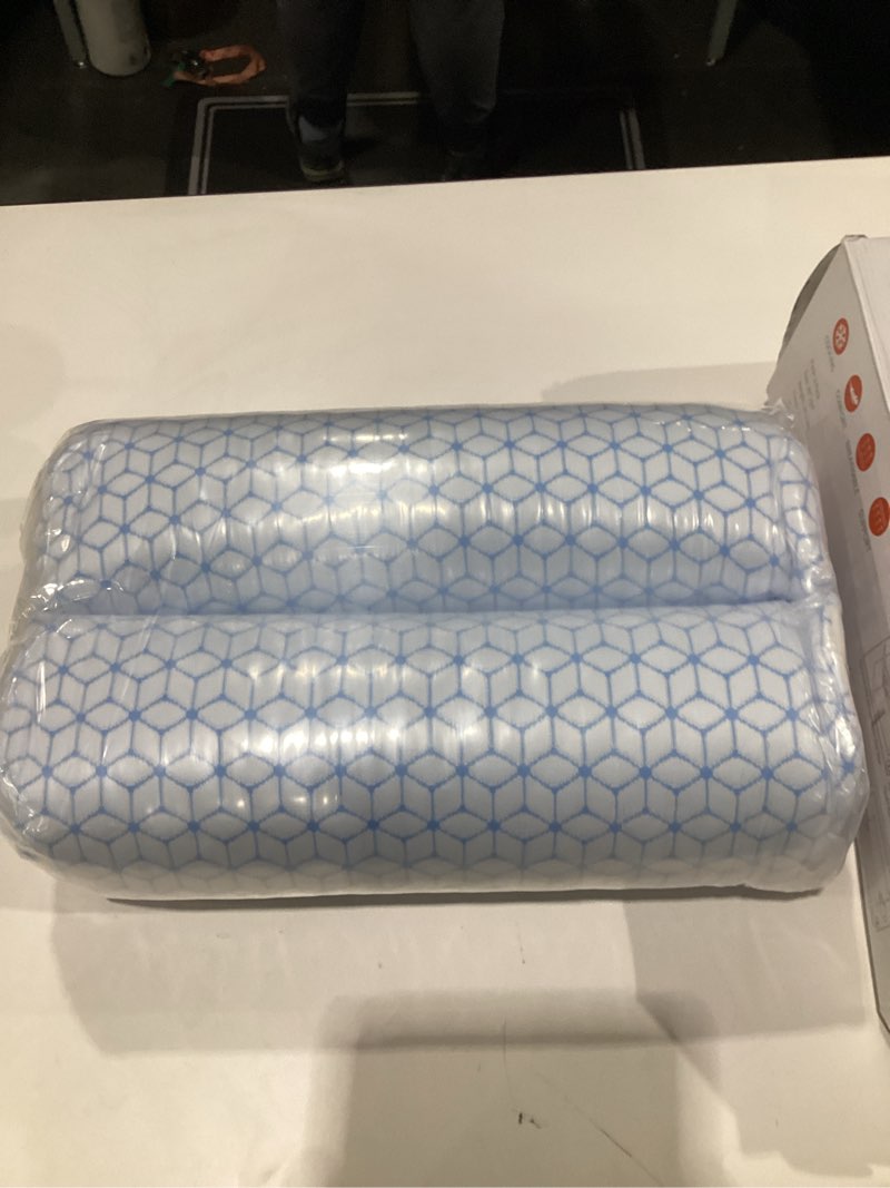 Condition photo showing Good Condition for Shredded Memory Foam Pillows King Size Set of 2, Cooling Pillow Firm and Soft Adjustable for Side Back Stomach Sleepers King (2 Pack)