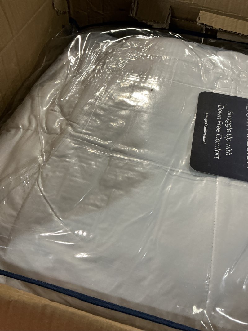 Condition photo showing Good Condition for SERTA Down Illusion Soft Hypoallergenic 2 inch Pillowtop Simple Fit Mattress Topper, Queen, White Queen White