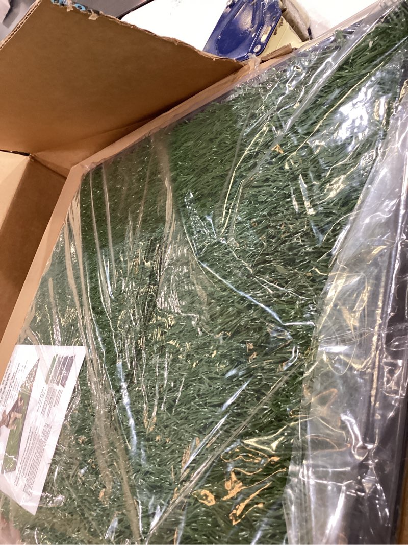Condition photo showing New/Like New for hq4us 4legs dog grass pad with tray medium 16x20 dog litter box with odor free artificial grass pee pads for dogs potty tray with hemmed edge, realistic for indoor balcony medium for dog? 26\" length