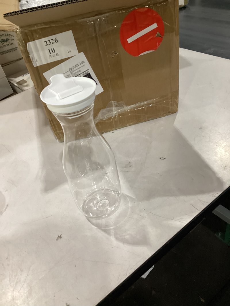 Condition photo showing New/Like New for gejoy 24 pcs plastic water carafe with lids 32 oz clear juice pitchers for mimosa bar drinks milk iced tea beverage containers for home restaurant school fridge, not dishwasher safe (white cap) 24 white cap