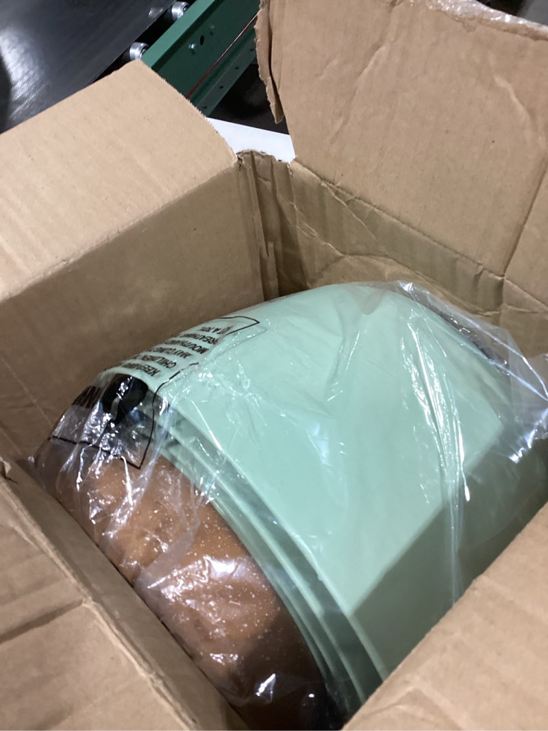 Condition photo showing New/Like New for Plant Pots 10/9/8/7.5/7 Inch Self Watering Pots, Set of 5 Plastic Planters with Drainage Holes and Saucers,Plastic Flower Pots,Nursery Planting Pot for Indoor Out Door Plants?Green? 10/9/8/7.5/7 inch Green