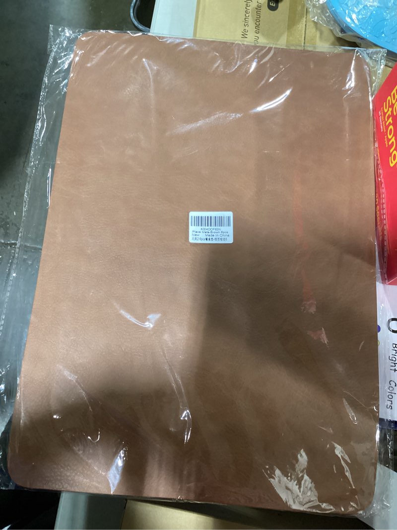 Condition photo showing Good Condition for BLESWIN Faux Leather Placemats, Set of 6, 12×17 Inch -Double Side Texture Color Table Mats, Heat-Resistant, Waterproof and Oil-Resistant, Suitable for Dining Room, Kitchen, Party, Outdoor - Brown Brown Set of 6