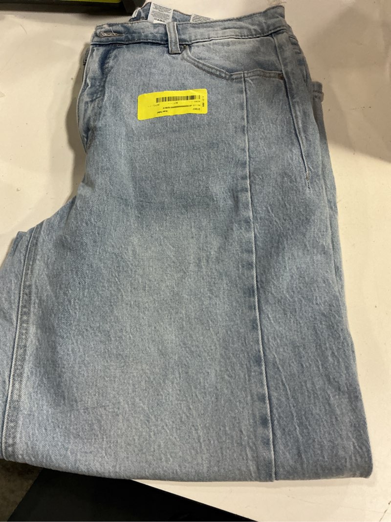 Condition photo showing Good Condition for (( size 12))time and tru women's high rise barrel jeans