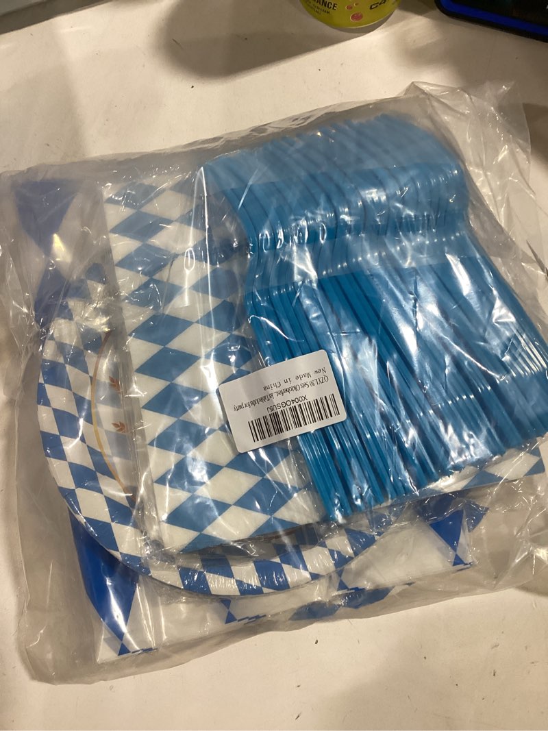 Condition photo showing New/Like New for QZYL 122 PCS oktoberfest Decorations, 9\" and 7\" Disposable Plates, Oktoberfest Themed Tableware Sets, Halloween Spider Web Party Supplies for Holiday Birthday Indoor Outdoor Activities