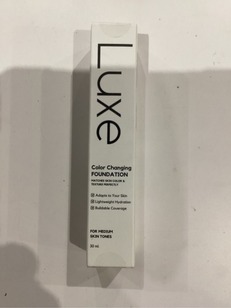 Condition photo showing New/Like New for Luxe Research Color Changing Foundation for Women – Instantly Adapts to Your Skin Tone – Buildable Light-to-Medium Coverage – 12-Hour Wear – Natural Dewy Finish Medium skin tone