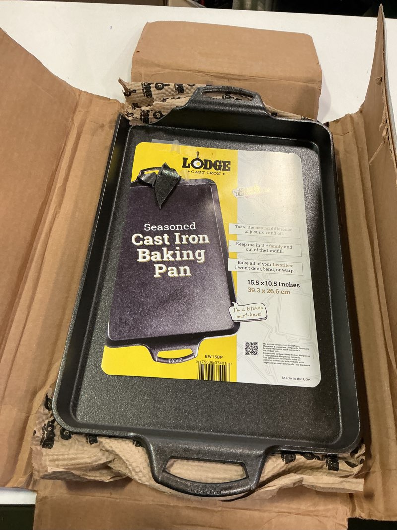 Condition photo showing As Is for Lodge Cast Iron Baking Pan