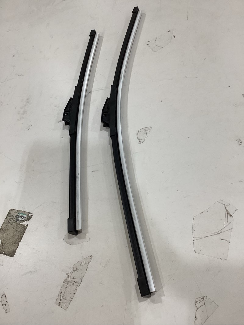 windshield wipers
