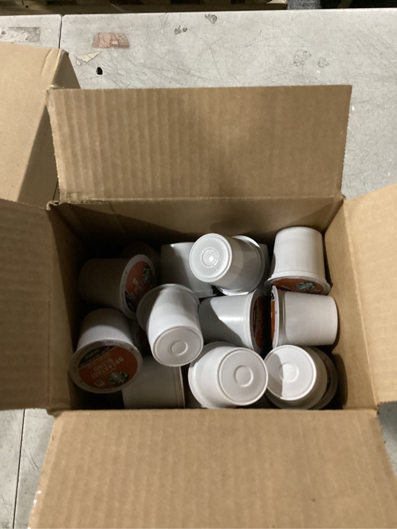 Condition photo showing Good Condition for Starbucks K-Cup Coffee Pods, Medium Roast Hot or Iced Coffee, Breakfast Blend, 40 Keurig Pods Breakfast 40 Count (Pack of 1)