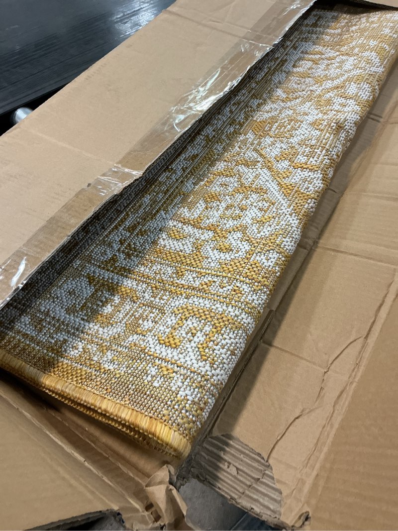 Condition photo showing Good Condition for jonathan y boho medallion indoor outdoor area rug 55x36.5 yellow/cream, malta textured weave for backyard, patio, porch, easy-cleaning, high traffic, pet-friendly, non-shedding (smb104g-3) yellow/cream 3'1" x 5' (rectangular)
