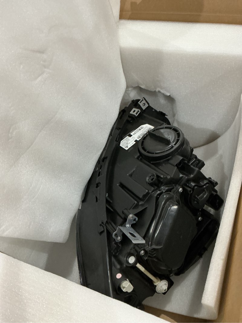 Condition photo showing Good Condition for 63117343905 left hid xenon headlight adaptive afs compatible with bmw 535i 528i 550i m550 m5 f10 2014-2016 (lh) need faultless or new programmed original tms module (us version)