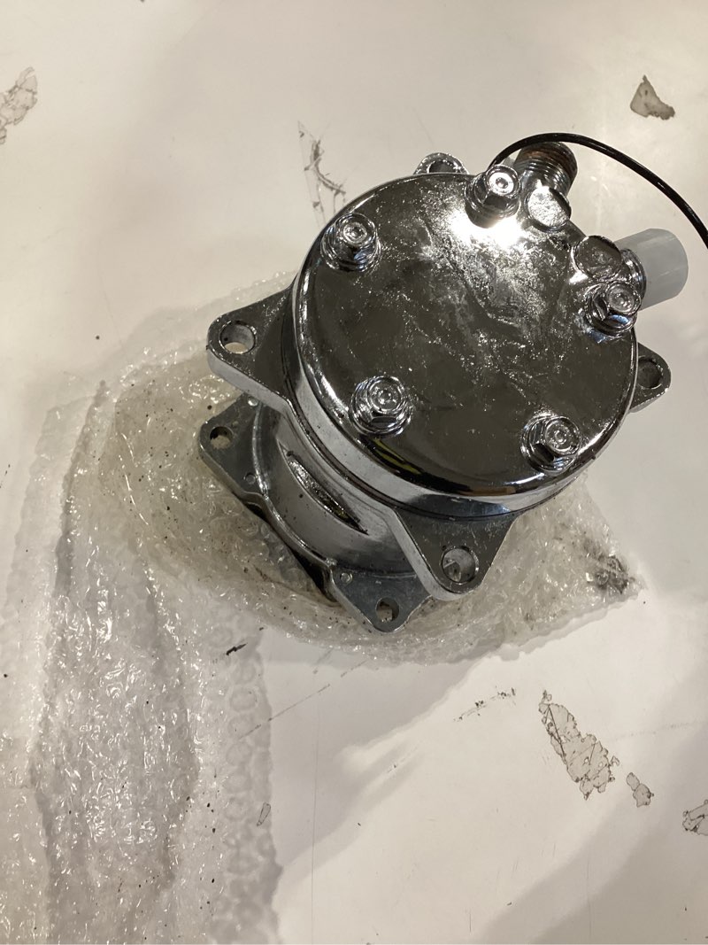 Condition photo showing As Is for sanden 508 style silver clutch v-belt a/c compressor