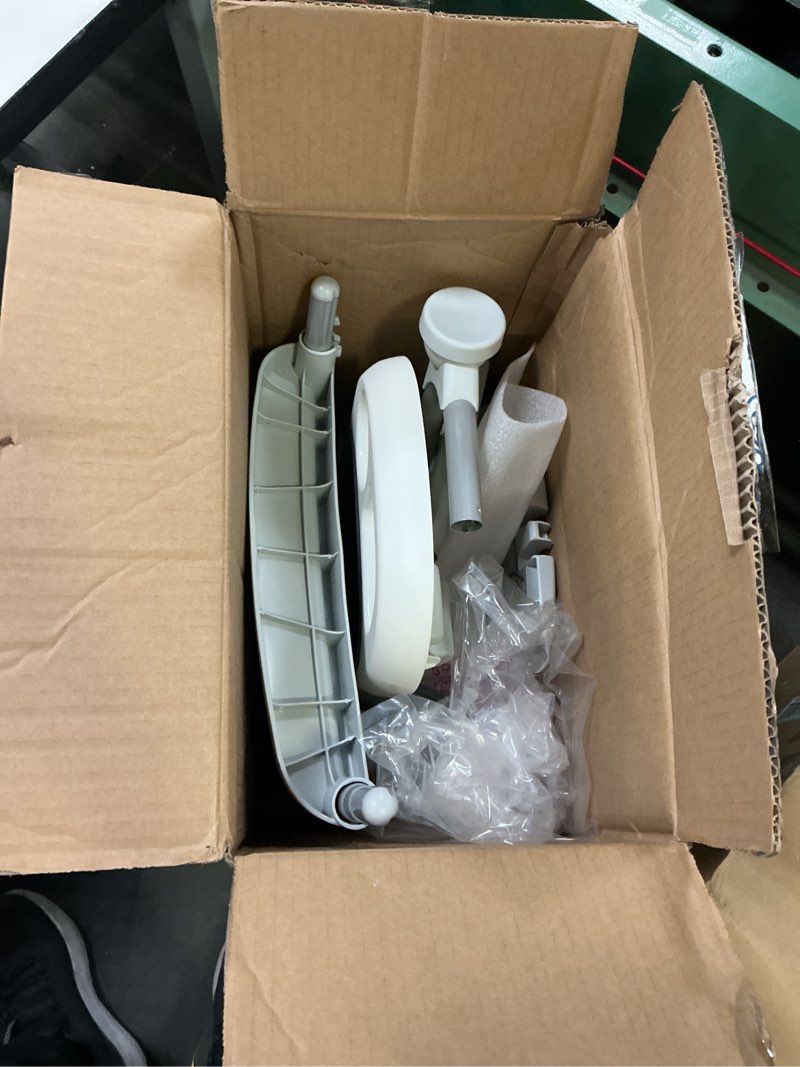 Condition photo showing New/Like New for Graco Made2Grow 5-in-1 Convertible Highchair, Adjustable Baby to Toddler Seat, Hudson