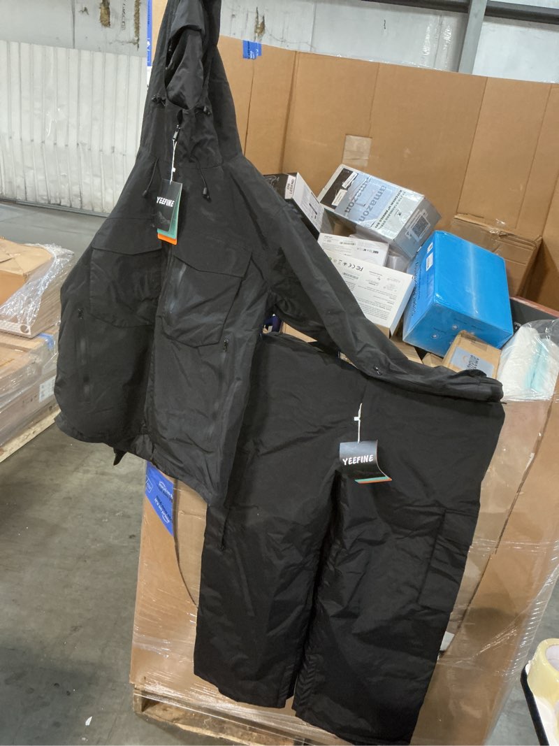 Condition photo showing New/Like New for yeefine women's snow snowboard suits baggy men's ski jacket and pants set insulated snowsuits waterproof winter black large