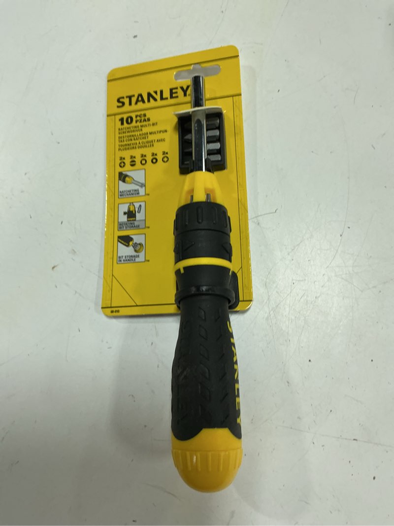 Condition photo showing Good Condition for stanley multi-bit ratchet screwdriver 7 in. 10 pc