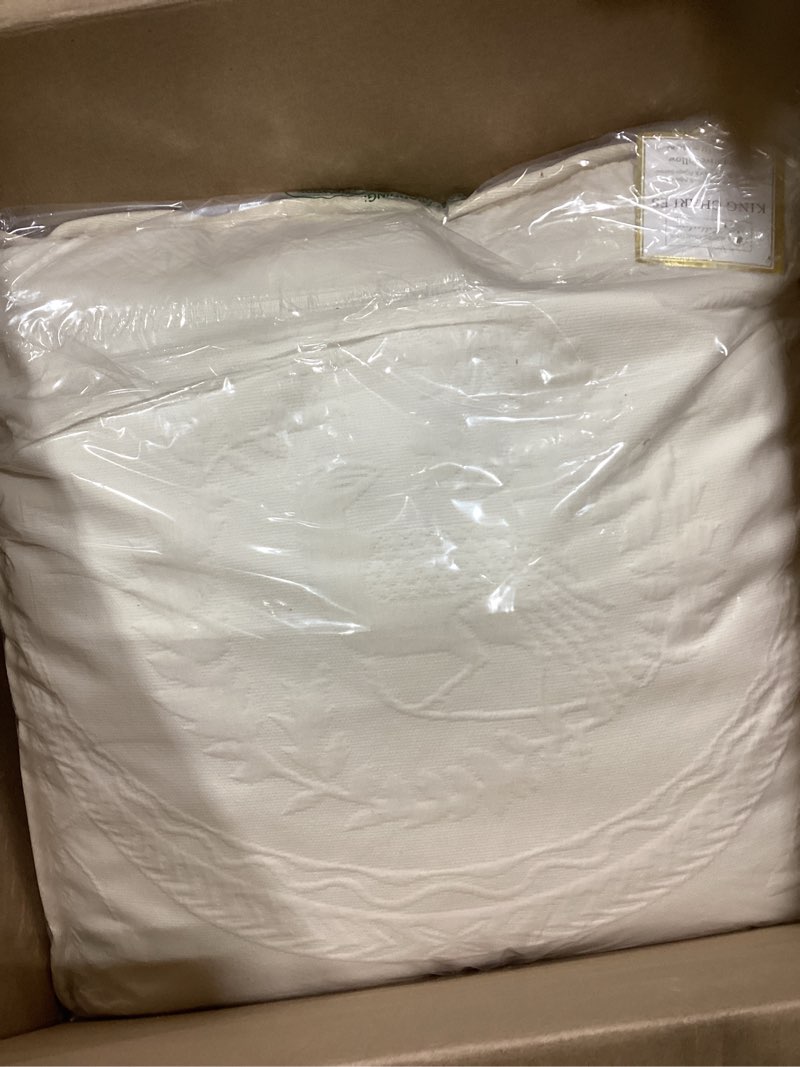 Condition photo showing New/Like New for King Charles Modern Farmhouse Floral Matelasse Decorative Pillowcase, 100% Cotton Breathable Bedding, Throw Pillow (20" x 20"), Ivory Pillow Sham Ivory Throw Pillow (20" x 20")
