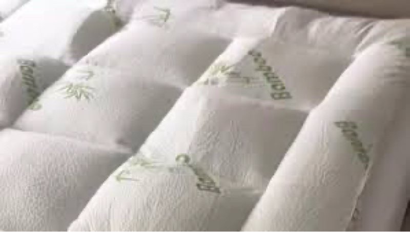 Mattress Topper Twin Size, Cooling Extra Thick Breathable Viscose Made from Bamboo Mattress pad, Soft Quilted Fitted Mattress Cover with 1000 GSM Down Alternative Fill (8-21”Deep Pocket)