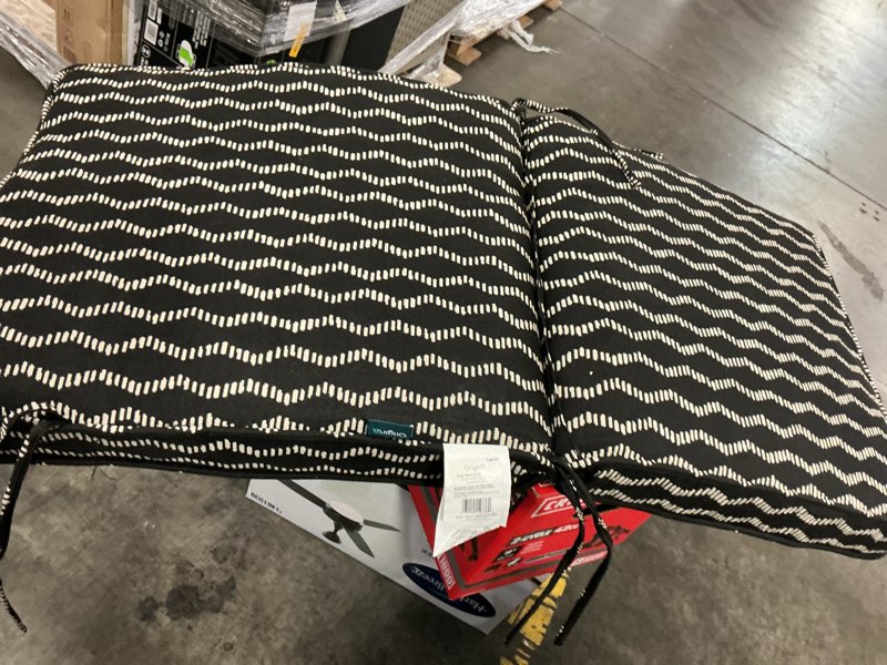 Condition photo showing Good Condition for origin 21 20-in x 20-in black helix jacquard high back patio chair cushion
