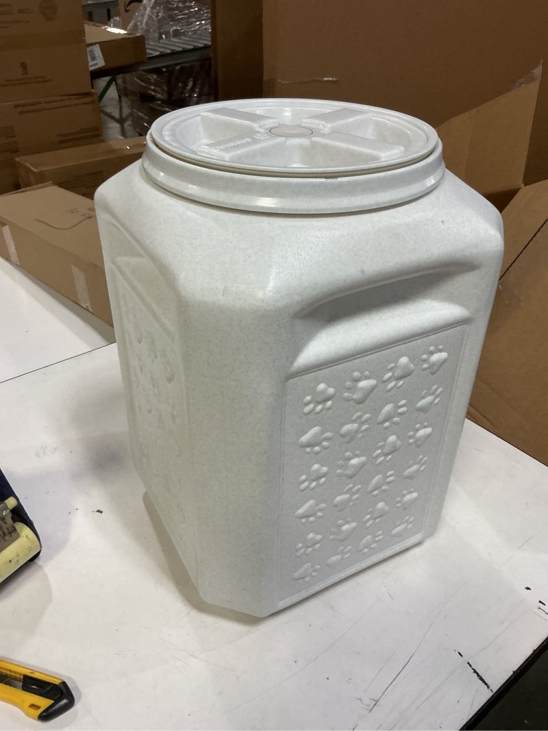 Condition photo showing Good Condition for Gamma2 Vittles Vault Pet Food Storage Containers - Sealed Dog and Cat Food Storage Container, Fits up to 50lbs, Made in the USA - [14"L x 20"H] 50 Pounds