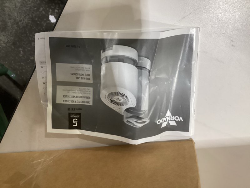 Condition photo showing Good Condition for Vornado EV100 Evaporative Whole Room Humidifier with SimpleTank, Easy-Fill, 1 Gallon Capacity, 2 Speeds, Electronic Humidistat, Antimicrobial Treated Wick, Perfect for Home, Bedroom, and Living Room EV100 - 1 gallon , Humidifier, AS IS, NOT TESTED, USED