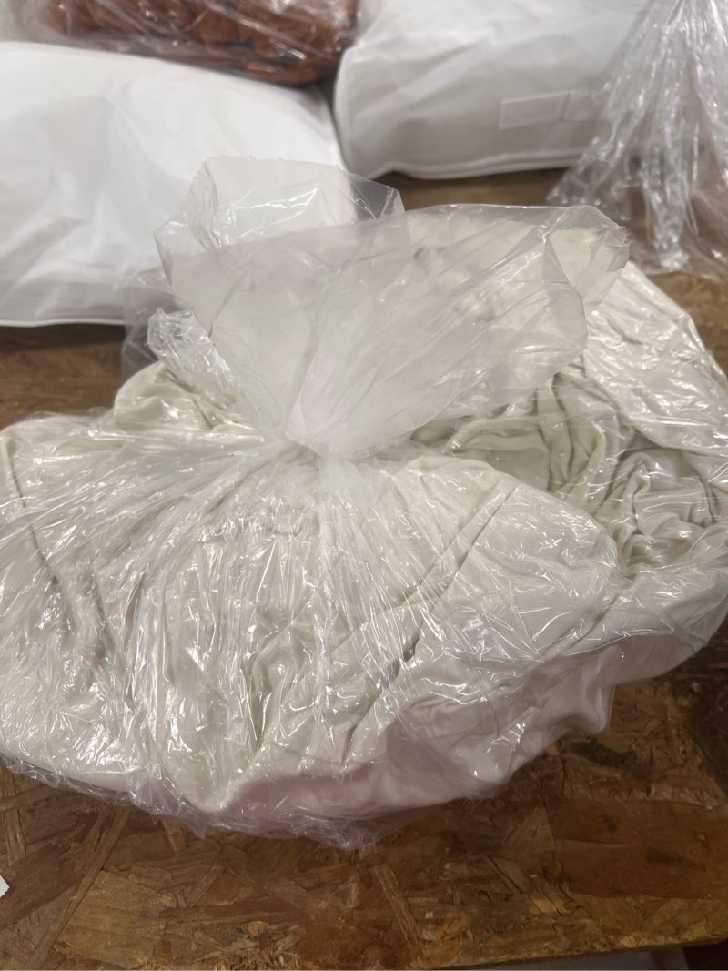 Condition photo showing Good Condition for organic waterproof mattress protector, queen, natural