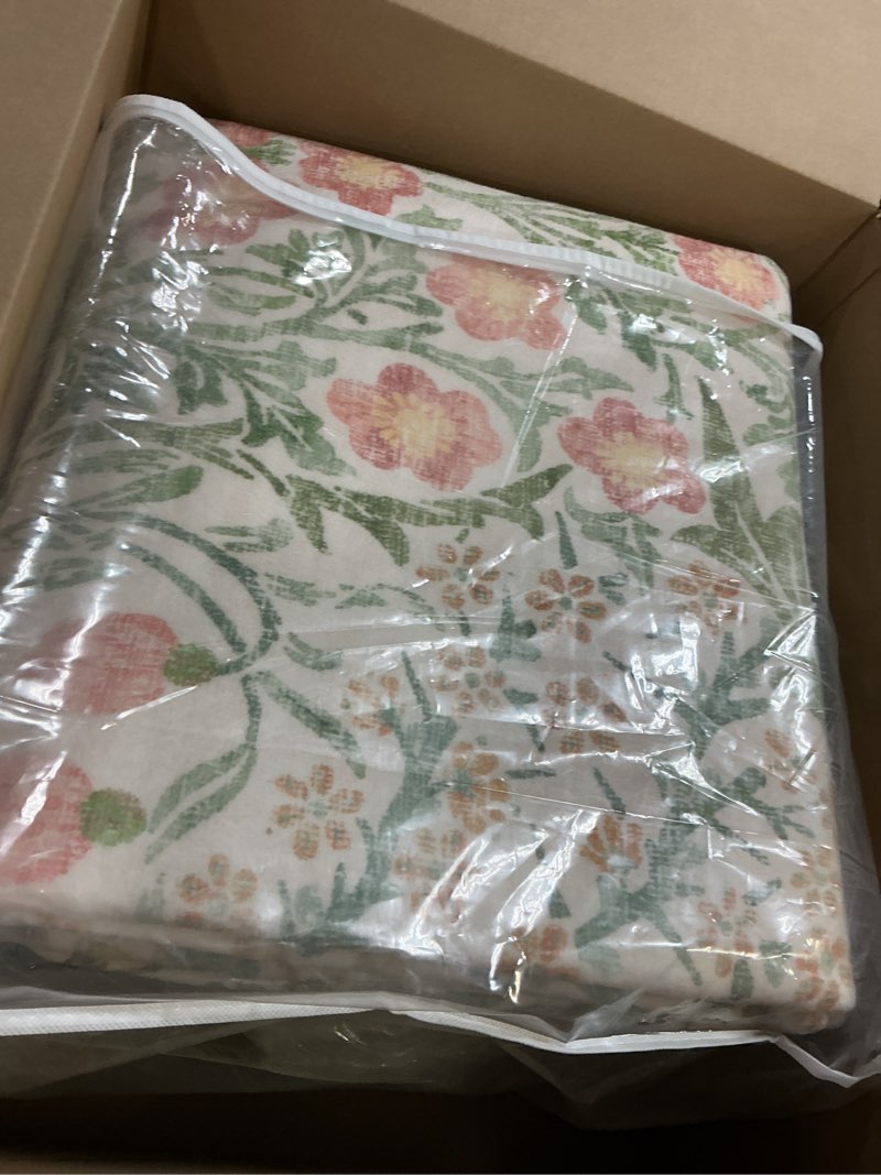 Condition photo showing New/Like New for Washable Light Green Rug for Bedroom - 9x12 Large Area Rug for Dining Room Under Table, Living Room, Soft Low Pile Carpet for Playroom - Vintage Floral Non-Slip Stain Resistance (9x12 Beige Green) Garden Green 9' x 12' (Rectangular)