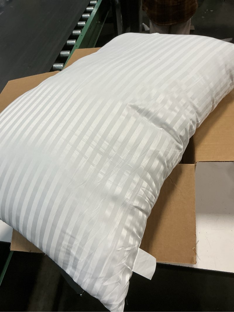 Condition photo showing Good Condition for EIUE Hotel Collection Bed Pillows for Sleeping 2 Pack Queen Size?Pillows for Side and Back Sleepers,Super Soft Down Alternative Microfiber Filled Pillows,20 x 30 Inches White Queen (Pack of 2)