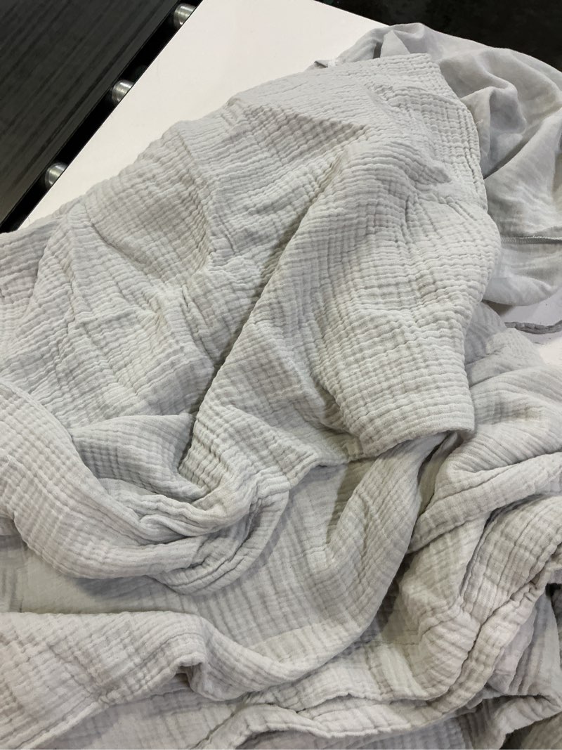 Condition photo showing As Is for organic cotton gauze duvet cover set, light grey, full/queen