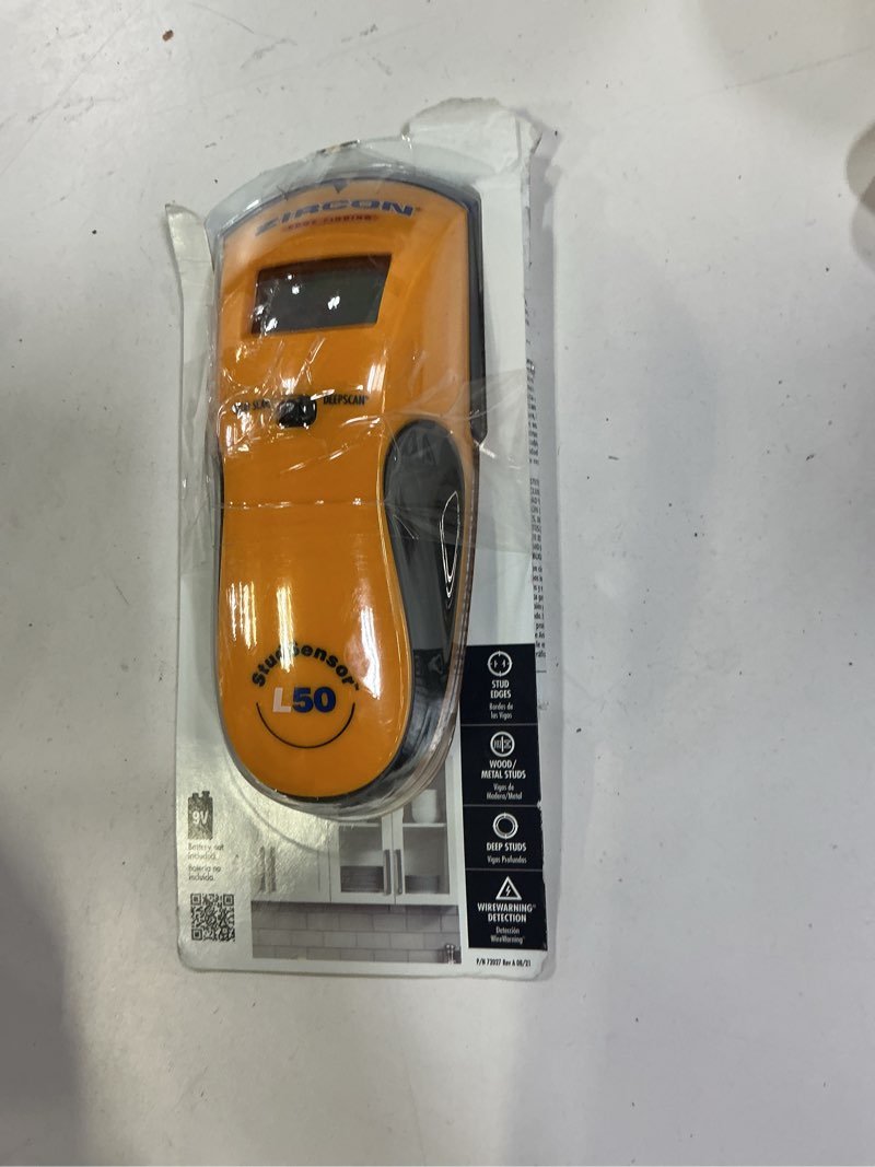 Condition photo showing Good Condition for Zircon 61386 StudSensor Pro LCD Stud Finder