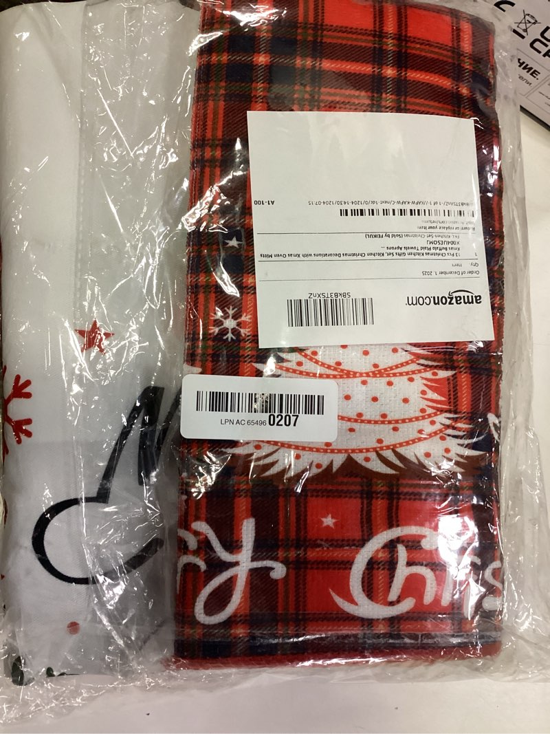 Condition photo showing Good Condition for 13 Pcs Christmas Kitchen Gifts Set, Kitchen Christmas Decorations with Xmas Oven Mitts Xmas Buffalo Plaid Towels Aprons Pot Holders Wooden Spoons for Home Cooking