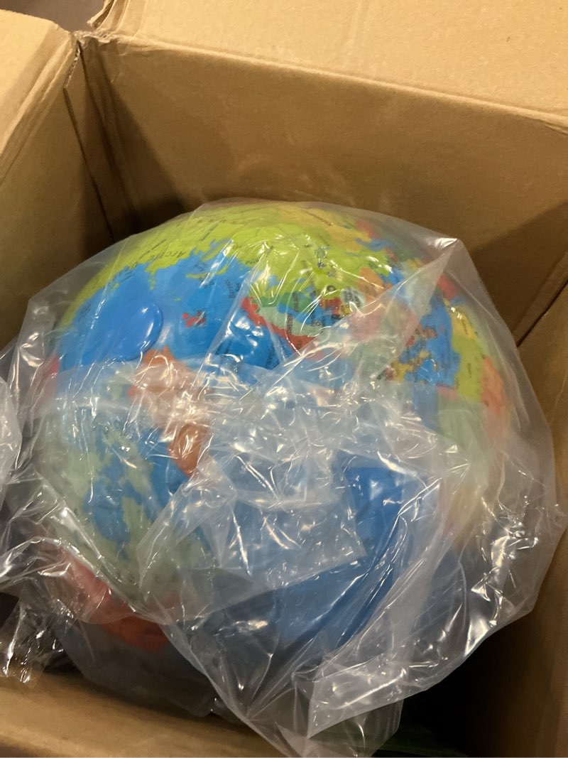 Condition photo showing New/Like New for LeapFrog Magic Adventures Globe (Frustration Free Packaging)