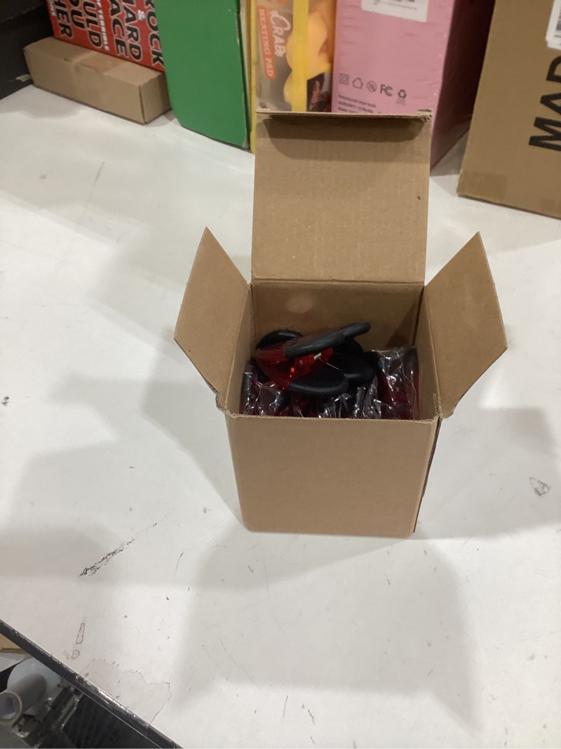 Condition photo showing Good Condition for Heart-Shaped Magnetic Bag Clips – Set of 8 Cute Red Chip Clips with Strong Fridge Magnets – Heavy Duty Plastic Clip for Food Bags, Notes, Photos, Kitchen or Office Use