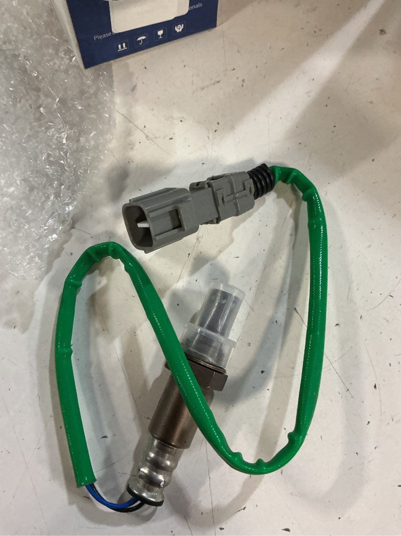 Condition photo showing New/Like New for oxygen sensor downstream for toyota avalon limited xle xse 2019-2021, camry le se xle xse 2018-2020 2.5l, for lexus es300h 2.5l 2019-2020, o2 sensor replace 234-9304 8946733210 1pc