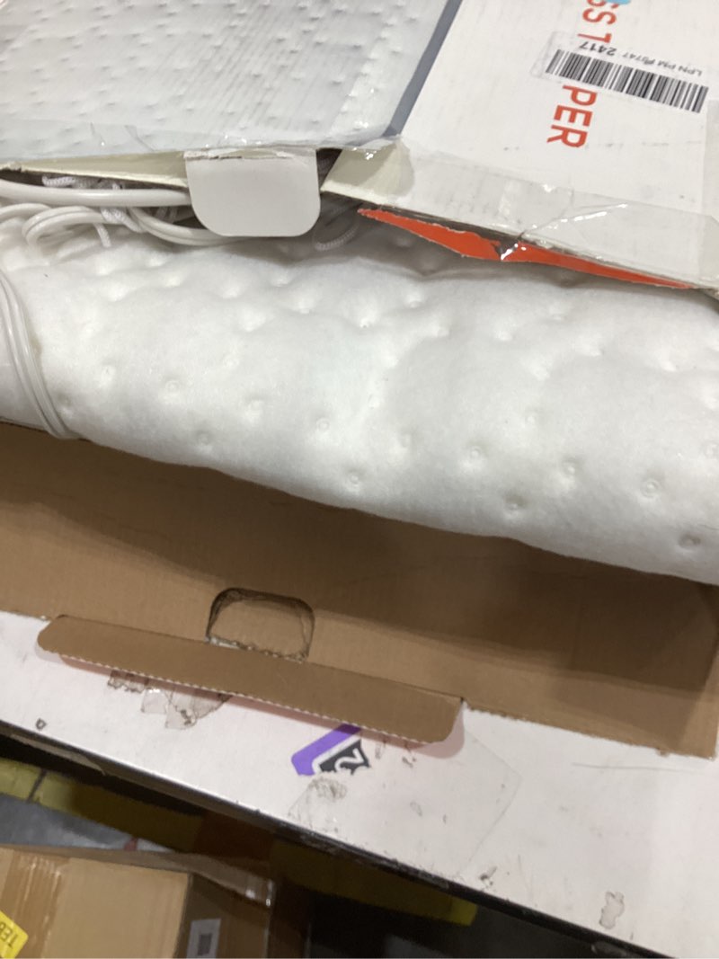Condition photo showing Good Condition for Beurer UWB55 Heated Mattress Pad with 8 Temperature Settings & Ultra-Soft Fleece, 59" x 31.5", Electric Bed Warmer with Overheat Safety Features, Fast Heating, Machine Washable