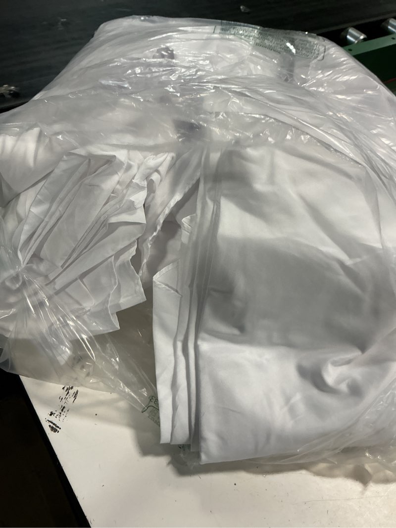 Condition photo showing Good Condition for 10 pack white round tablecloths, 120 inch stain resistant and wrinkle polyester fabric washable table clothes cover for kitchen dining, wedding, reception banquet, birthday party, buffet restaurant white 120 in round, 10 pack