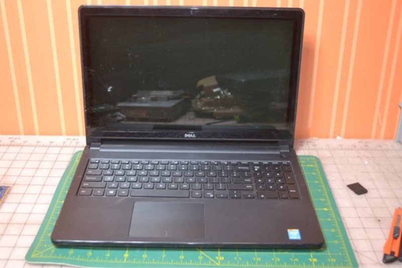 Dell Inspiron 15 TTYFJA00 Laptop 15" Intel Core i3