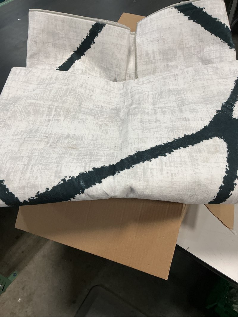Condition photo showing Good Condition for yihouse modern washable 8'x10' area rug for living room bedroom - large abstract black and white rug non-slip ultra-thin home decor,geometric,8x10ft geometric 8' x 10' (rectangular)