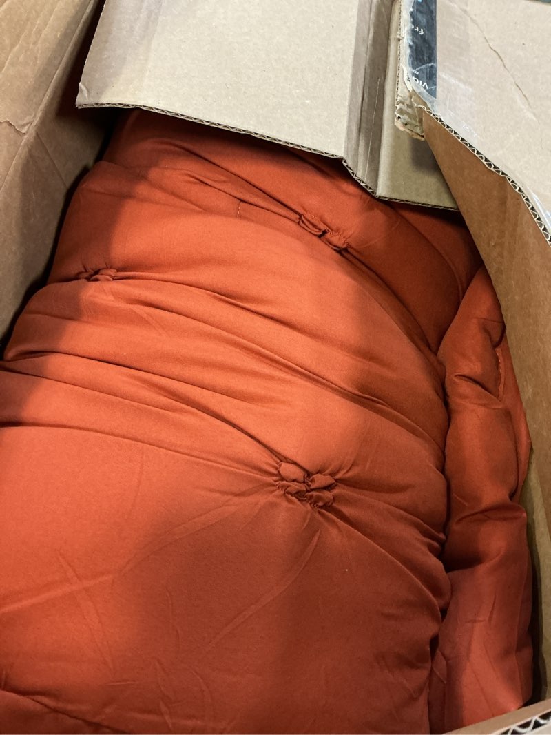 Condition photo showing Good Condition for unikome king size comforter set burnt orange - ultra soft boho pintuck down alternative bedding set for all seasons, 3 pieces lightweight warm pinch pleat bed set with comforter, 2 pillowcases 13 burnt orange king(104"x92")