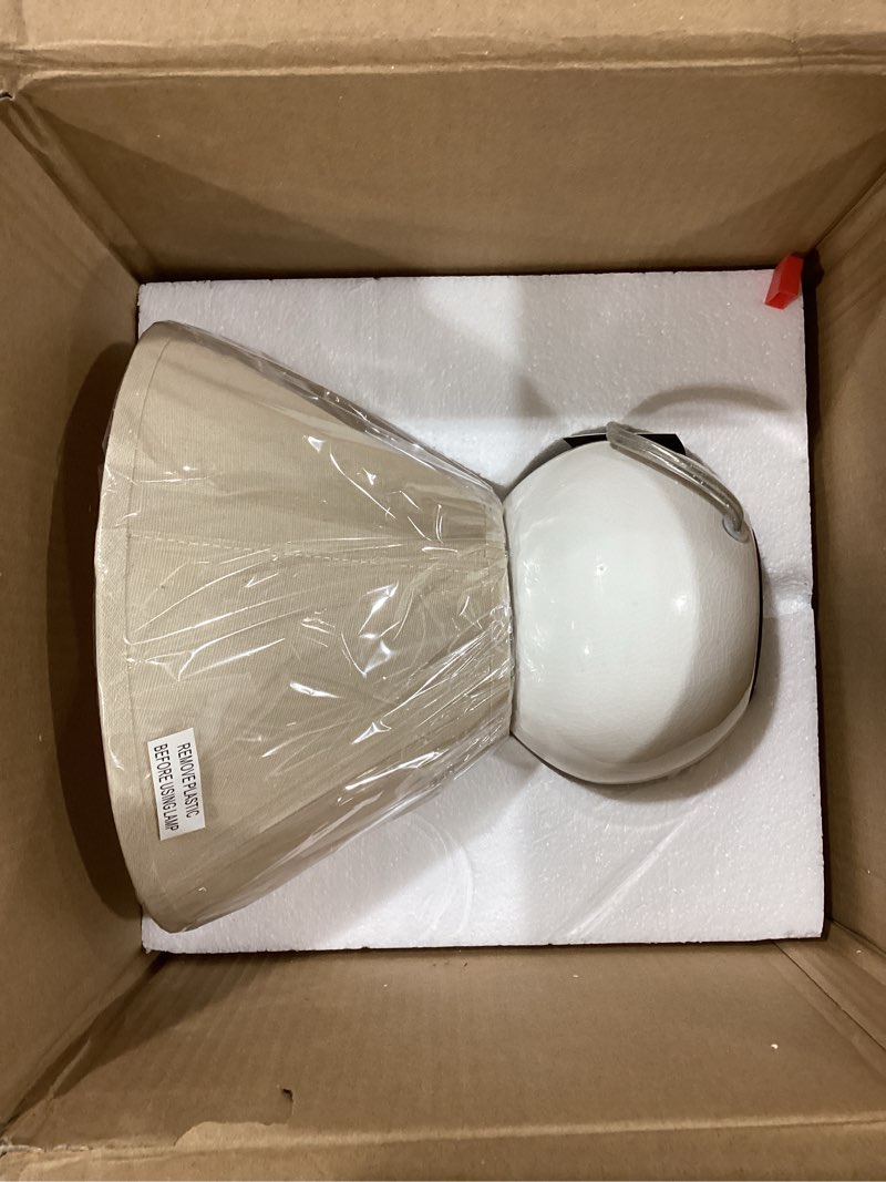 oscar ceramic mini table lamp
