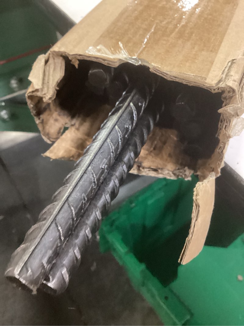 Condition photo showing Good Condition for aagut rebar stakes 24 inch straight garden plant stakes (20 pcs) 1/2" thickness, heavy duty metal spikes for concrete forming, landscape timber, fence, ground anchors with chisel point end, black 20pcs black i-24 inch-?1/2"
