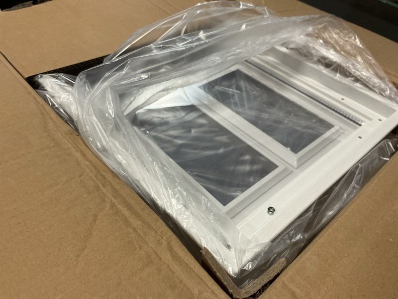 Condition photo showing Good Condition for 4 Pack Garage Door Windows, Replacement Vinyl Window Inserts with UV Resistant Resin Glass for Garage Doors, 20.8 x 13.8 inch (Cross Design)