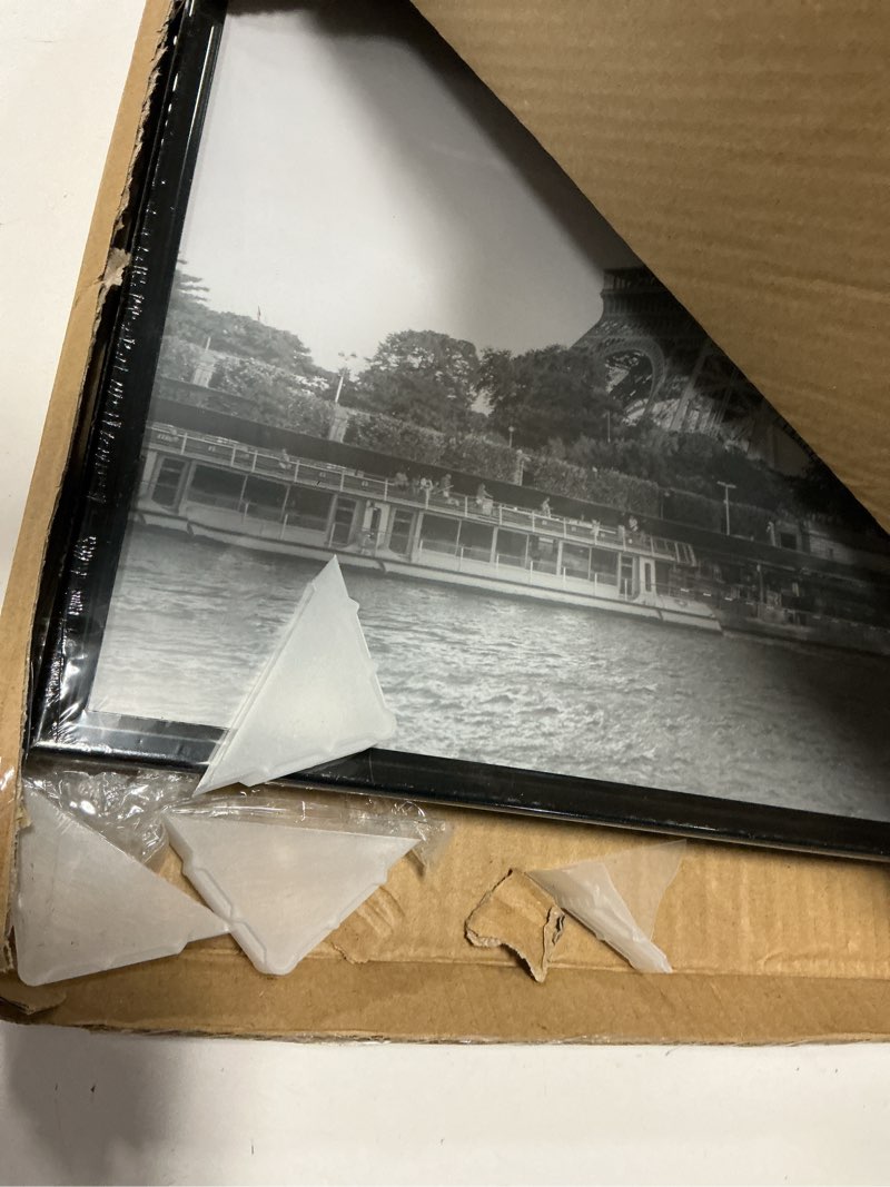 Condition photo showing Good Condition for upsimples 18x24 picture frame black 3 pack, scratch-proof poster frames 18 x 24 for photo gallery - slide-in strips, horizontal or vertical wall mounting