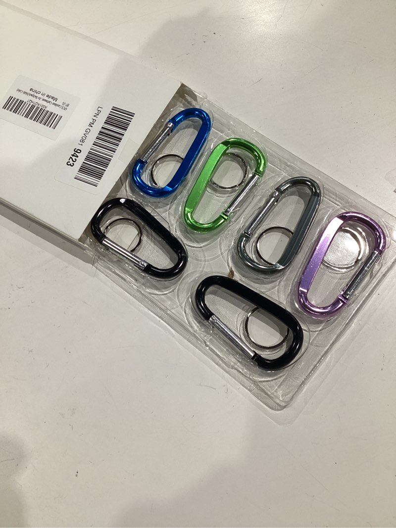 Condition photo showing Good Condition for camptek carabiner caribeaner clip,3" large aluminum d ring shape carabeaner with keyring keychain hook multi-color
