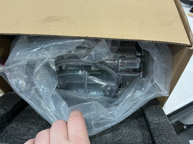 Condition photo showing Good Condition for dasbecan 1405 carburetor for performer series 600 cfm 4 barrel square bore compatible with chevy corvette, silverado, gmc 366, dodge poly challenger demon with manual choke