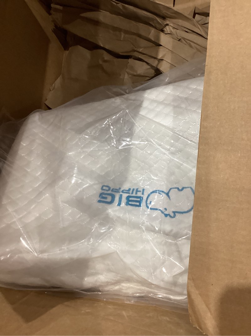 https://lotting-media.assets.bidfta.com/lotting_14a910db-560f-4ee5-8a3d-d6b838a5a08b